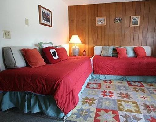 Westwynd Motel Purdy Номер фото